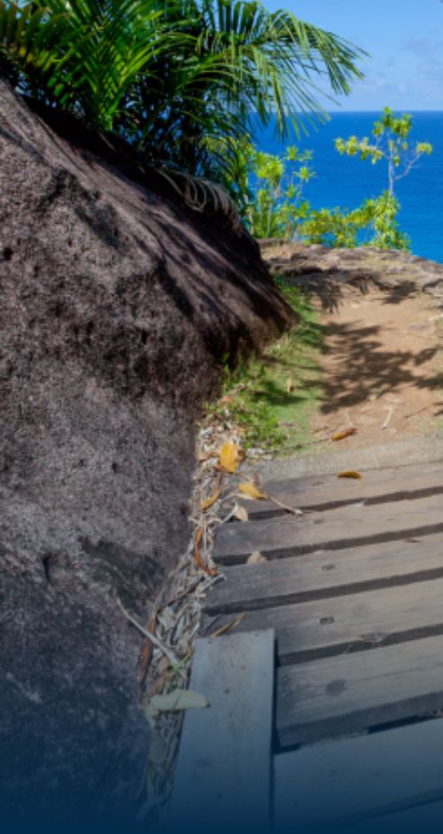 Hiking in Seychelles-Ocean Blue Travel Seychelles new