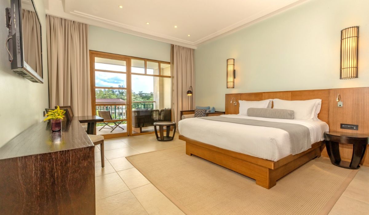 savoy-seychelles-resort-spa-ocean-blue-seychelles-img