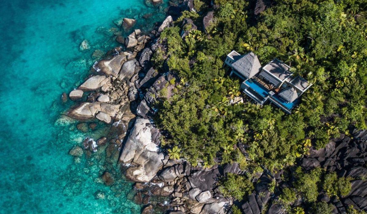 anantara-maia-ocean-blue-seychelles-img
