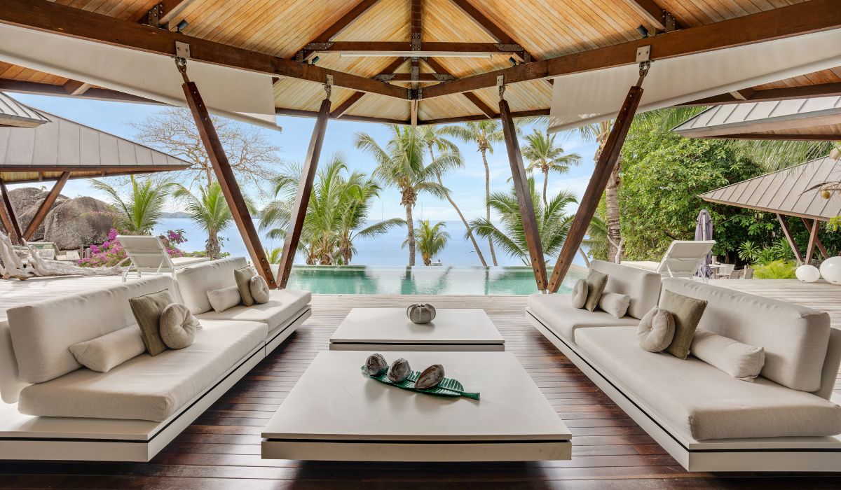 deckenia-ocean-blue-seychelles-img