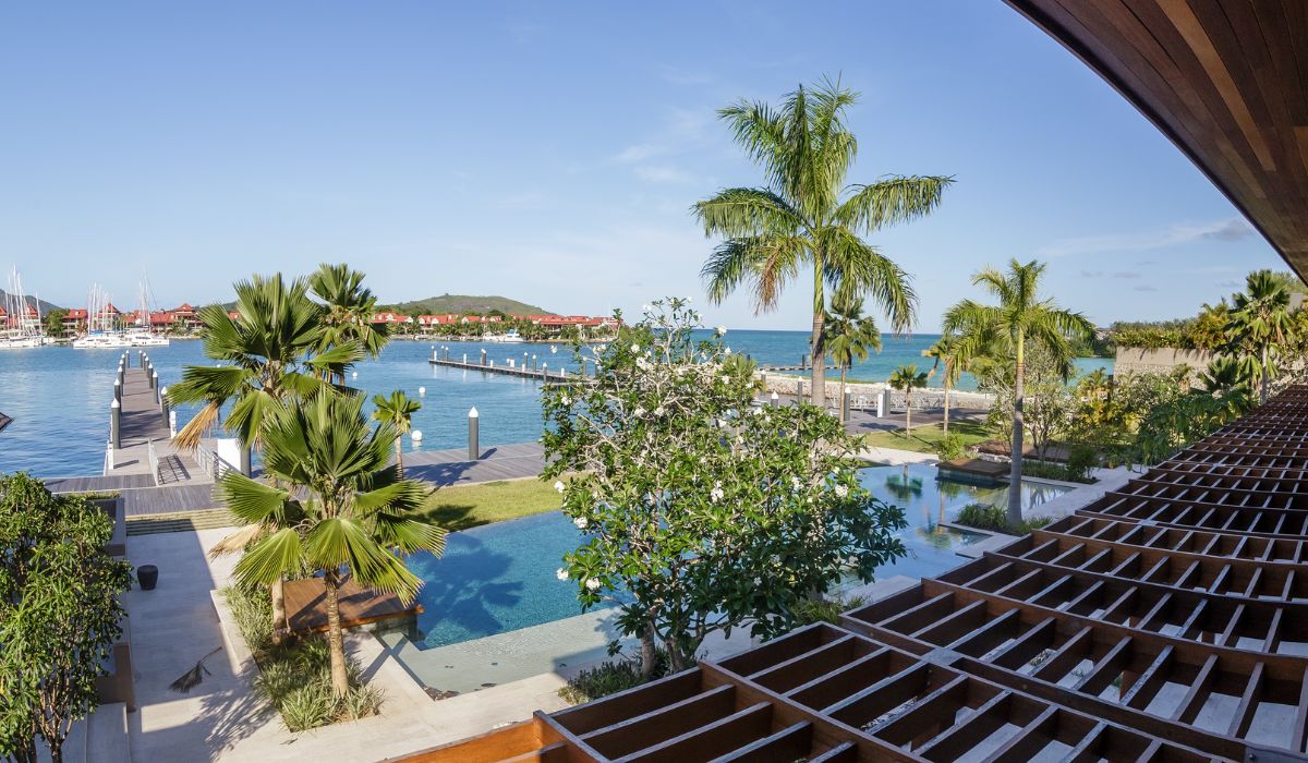 lescale-resort-marina-spa-ocean-blue-seychelles-img