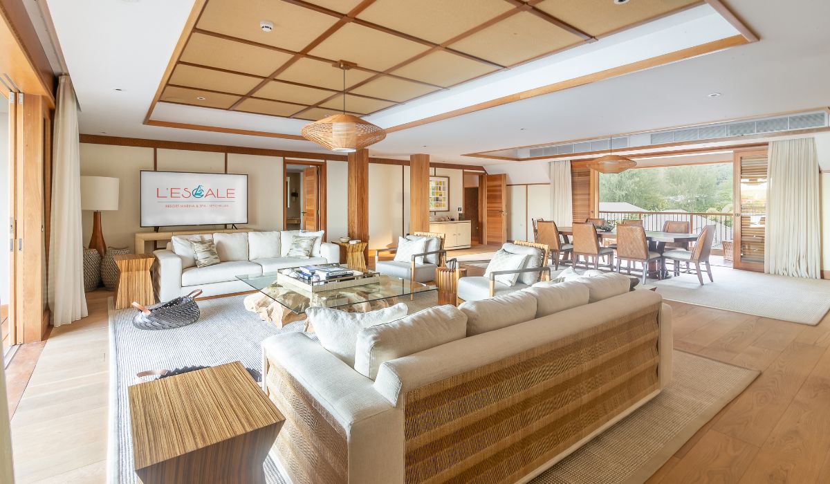 lescale-resort-marina-spa-ocean-blue-seychelles-img
