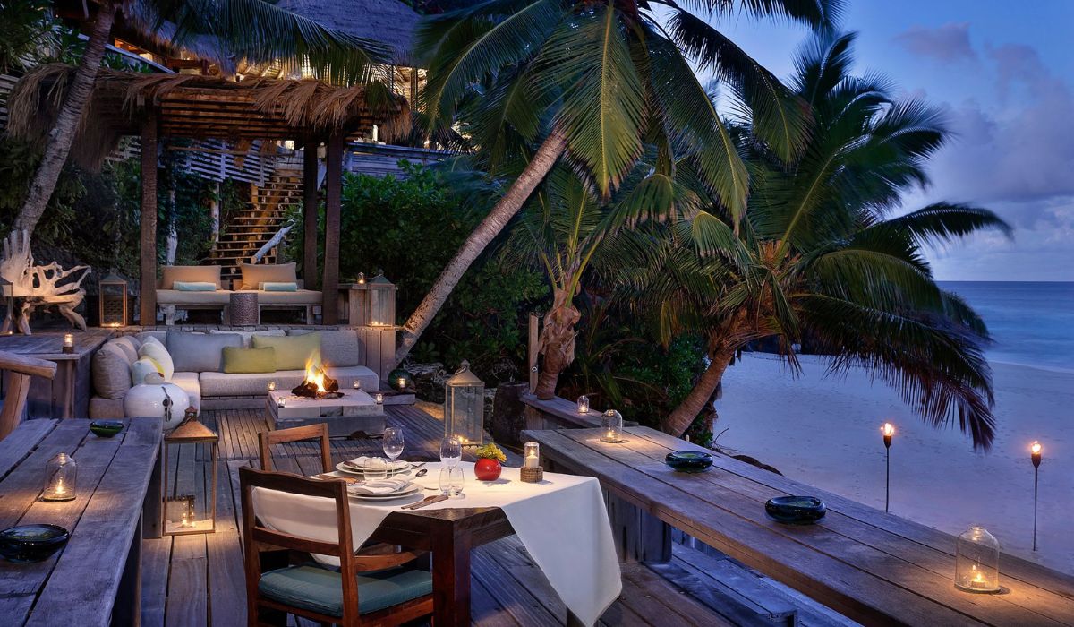 north-island-ocean-blue-seychelles-img