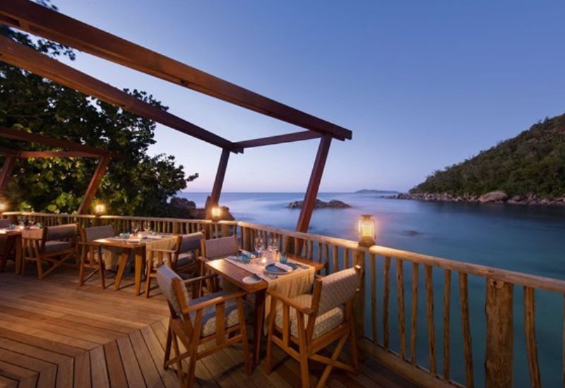 ocean-blue-seychelles-hotel-img