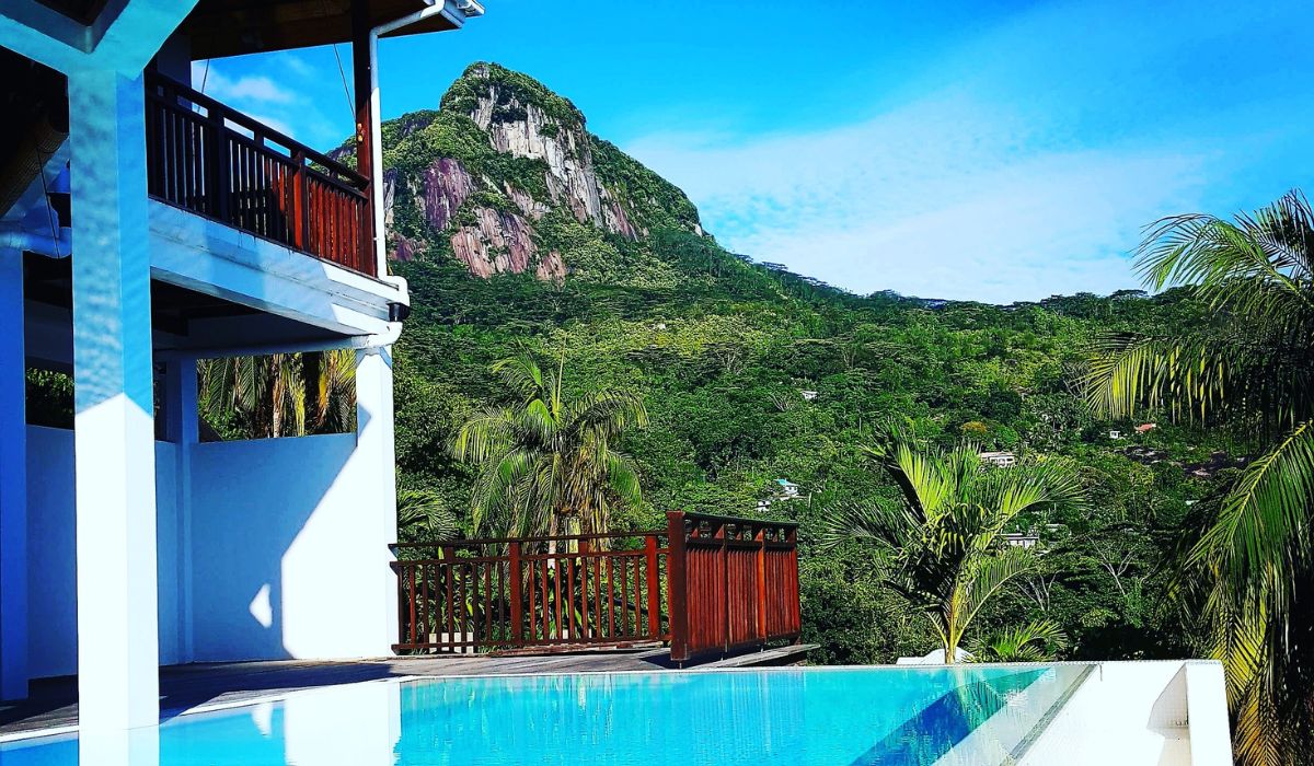 palm-royal-luxury-villas-ocean-blue-seychelles-img