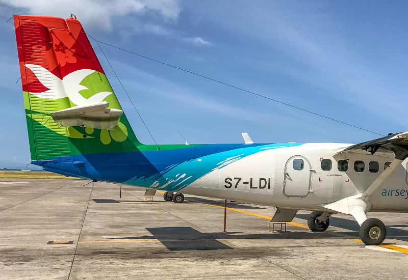 Domestic Flights Ocean Blue Seychelles