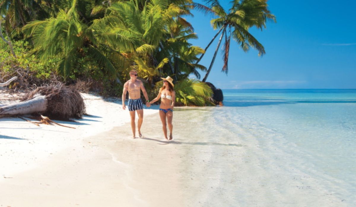 day-trip-praslin-la-digue-ocean-blue-seychelles-img