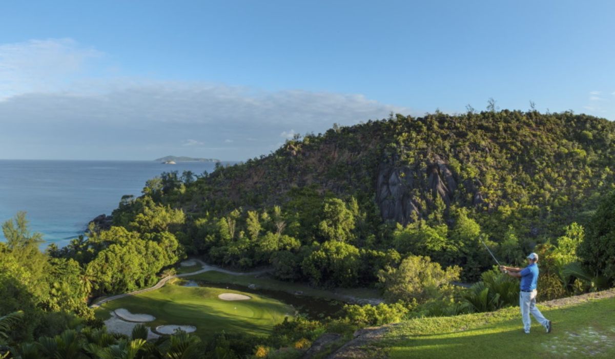 golf-ocean-blue-seychelles-img