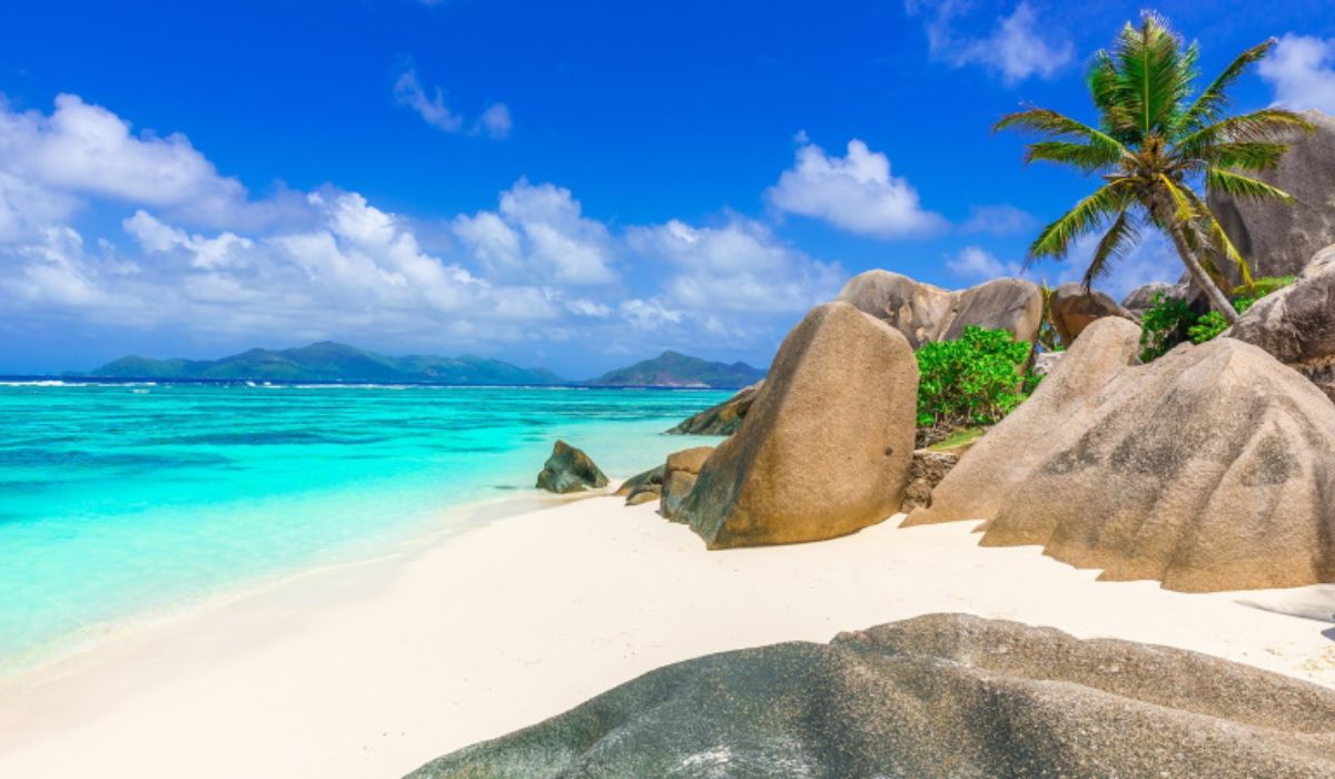 la-digue-tour-ocean-lue-seychelles-img