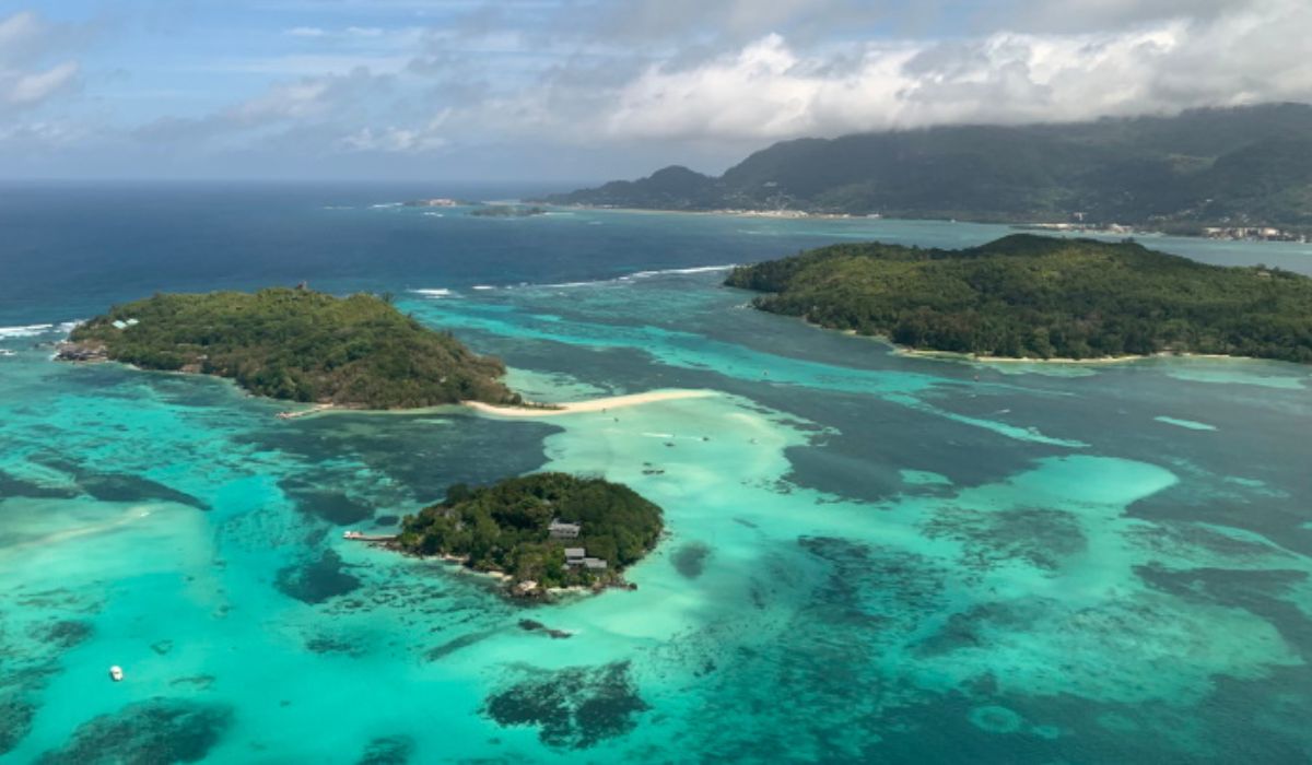 reef-safari-in-seychelles-img
