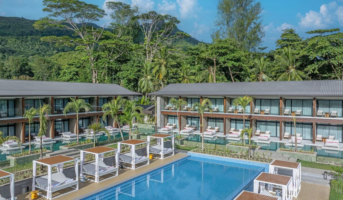 avani-plus-barbarons-seychelles-ocean-blue-seychelles