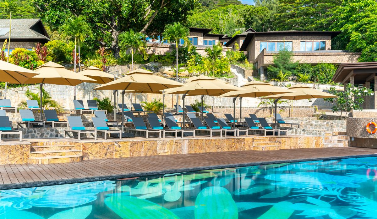 garden-hill-resort-and-spa-ocean-blue-seychelles